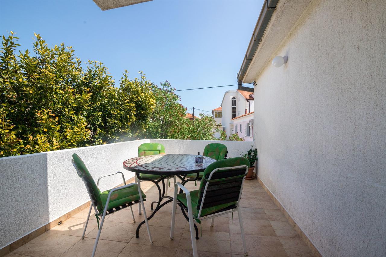 Apartment And Rooms Ruza Trogir Luaran gambar