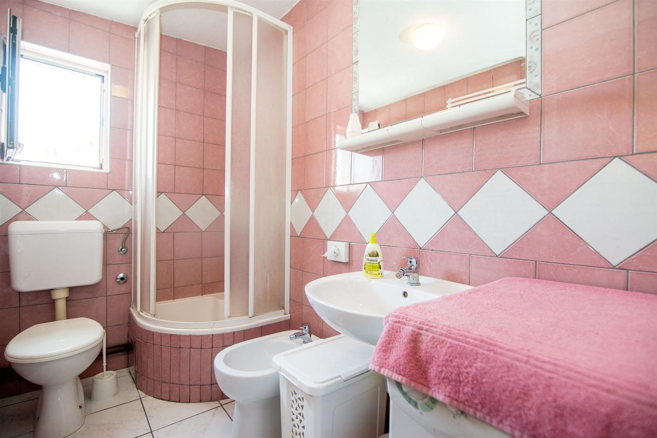 Apartment And Rooms Ruza Trogir Luaran gambar